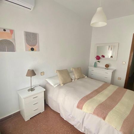 Vera Apartment, Acogedor Y Tranquilo En El Corazon De La Ciudad Antequera Kültér fotó