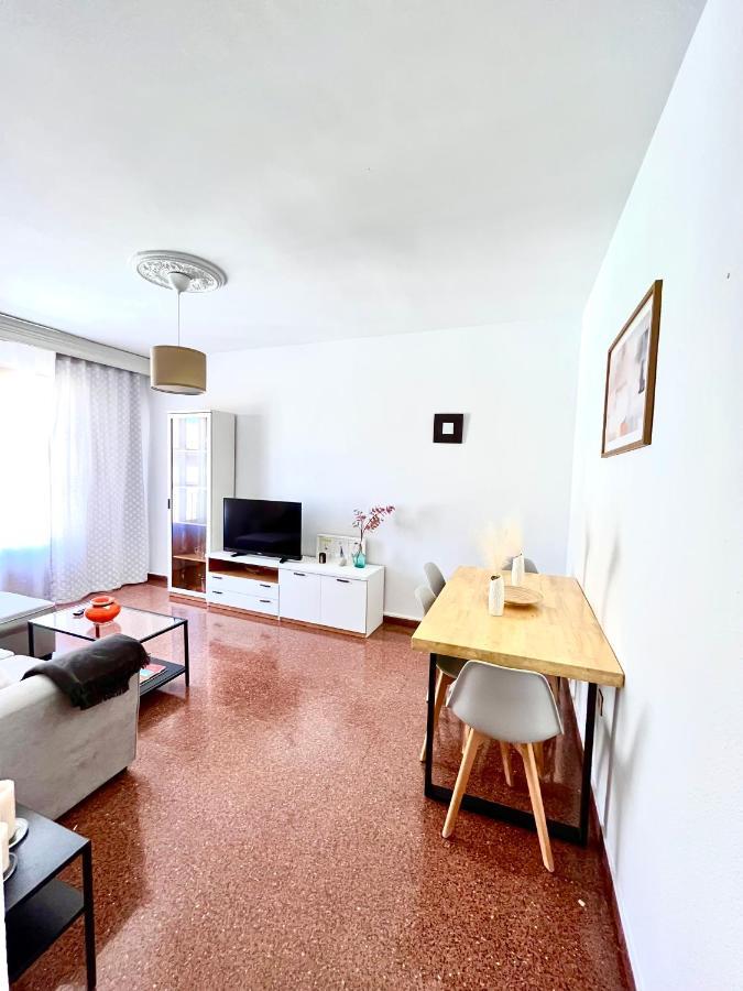 Vera Apartment, Acogedor Y Tranquilo En El Corazon De La Ciudad Antequera Kültér fotó