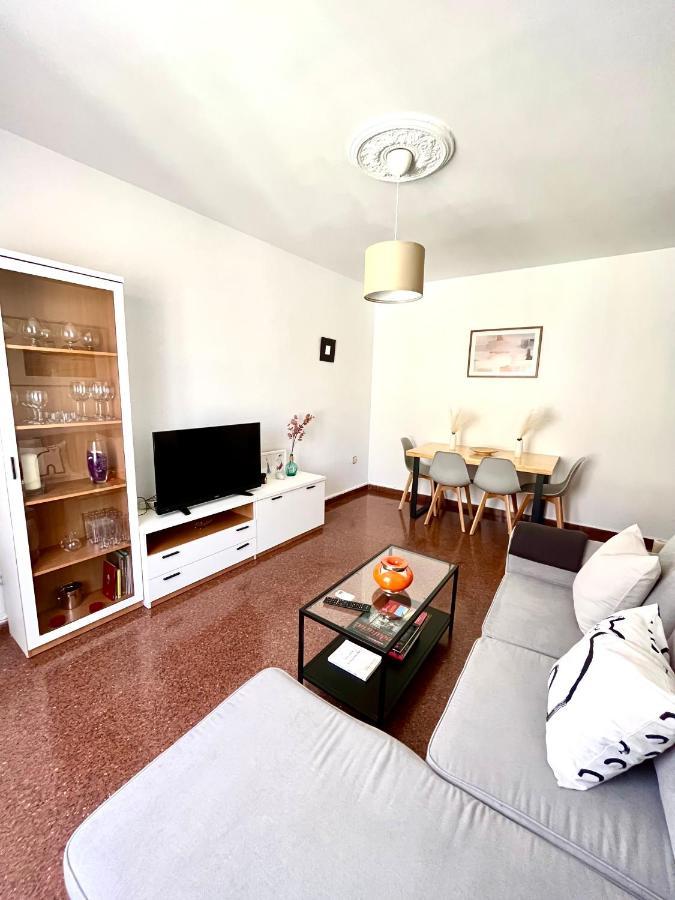 Vera Apartment, Acogedor Y Tranquilo En El Corazon De La Ciudad Antequera Kültér fotó